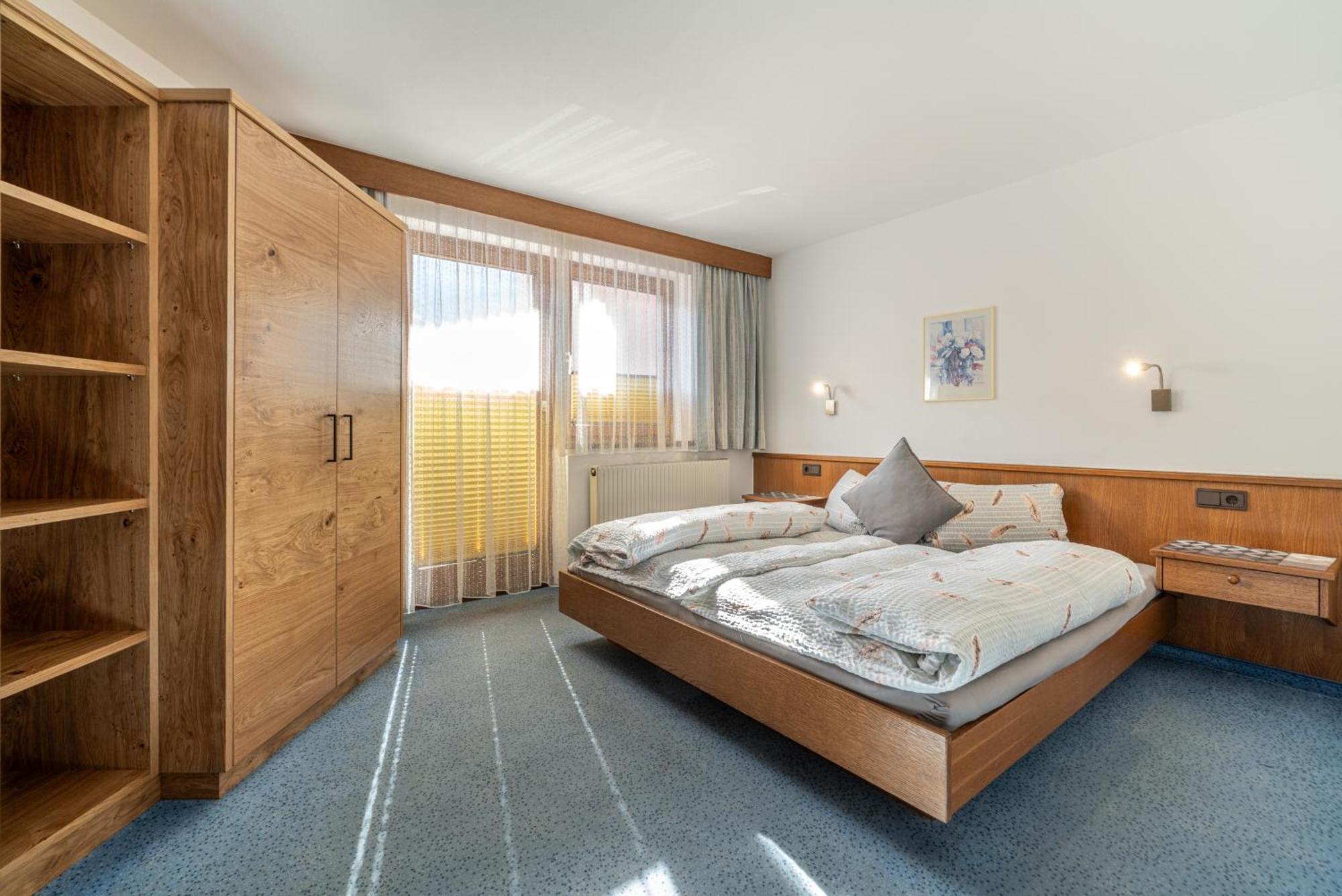 Gaestehaus Raphaela Sölden Dış mekan fotoğraf